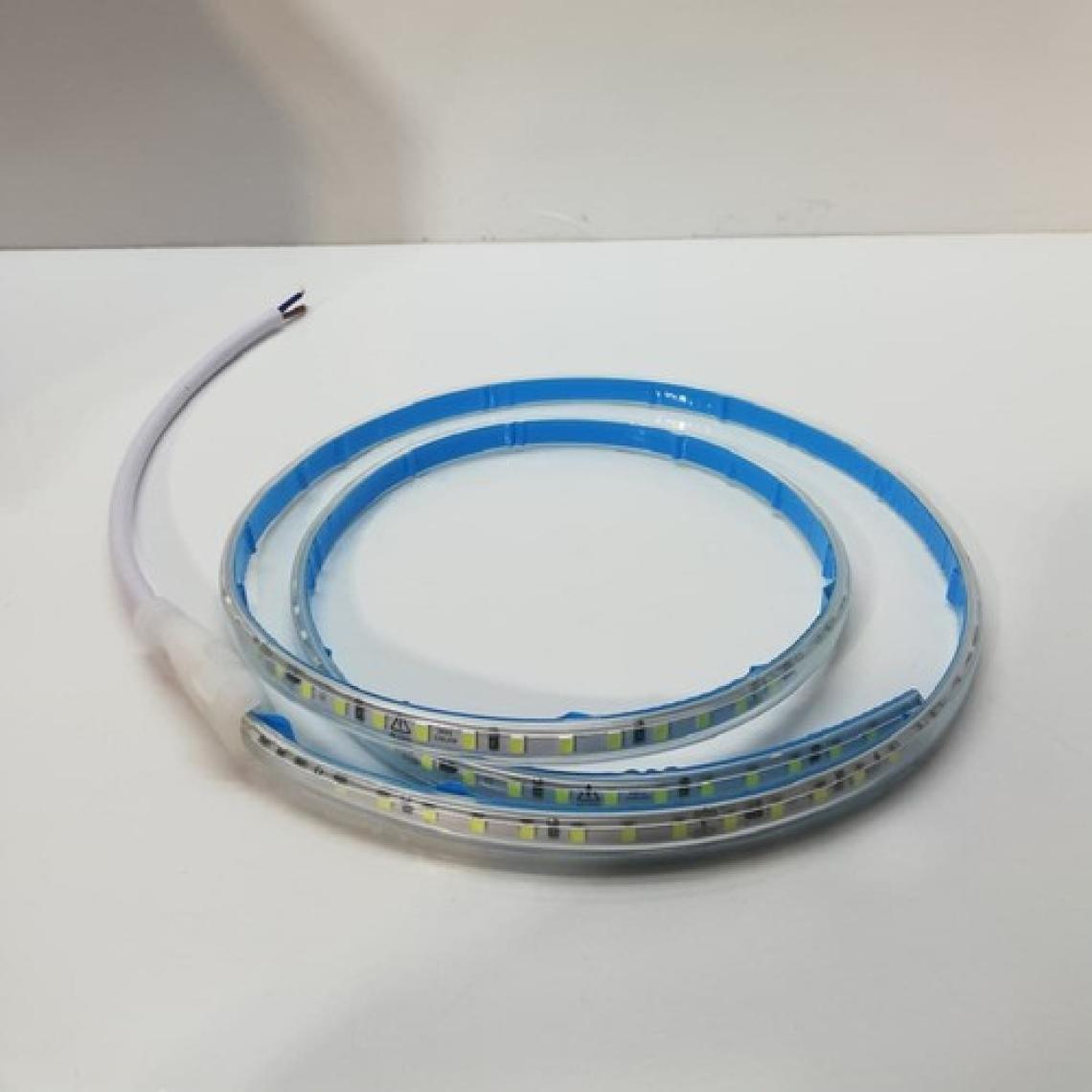 En Parlak Şerit LED 220 Volt Trafosuz Yapışkanlı Dış Mekan Beyaz Işık Fiş + 5 Metre CT-4475