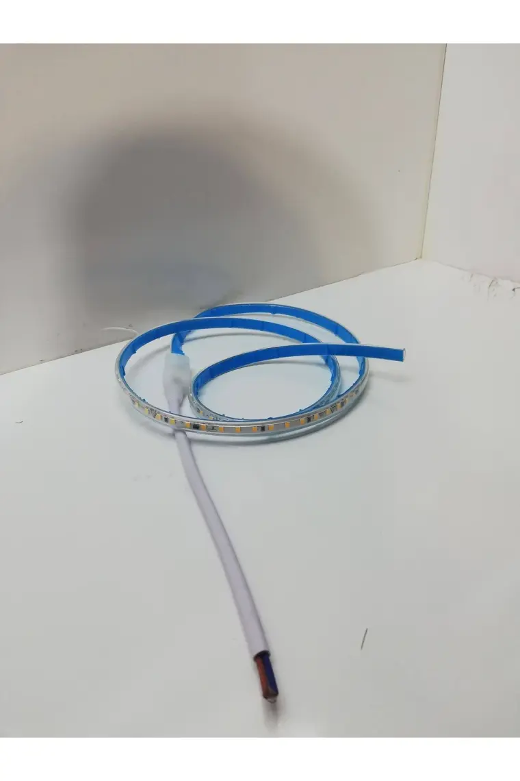 En Parlak Şerit LED 220 Volt Trafosuz Yapışkanlı Dış Mekan Amber Işık Fiş + 5 Metre CT-4477