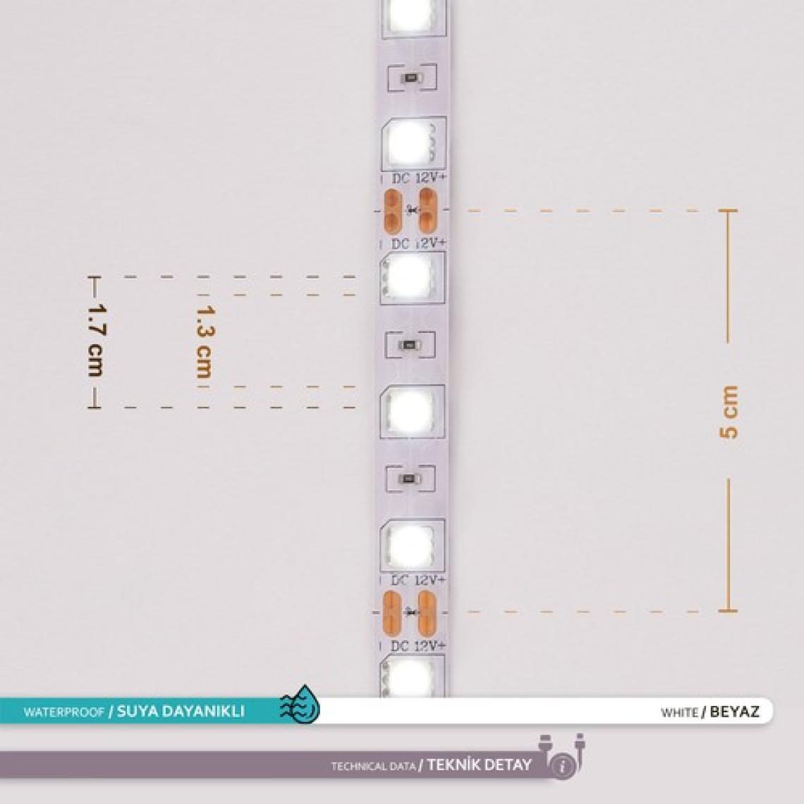 Ack Üç Çip 60 Ledli Şerit LED 6500K Beyaz Işık 15LM 12V 14,4W 5 Metre