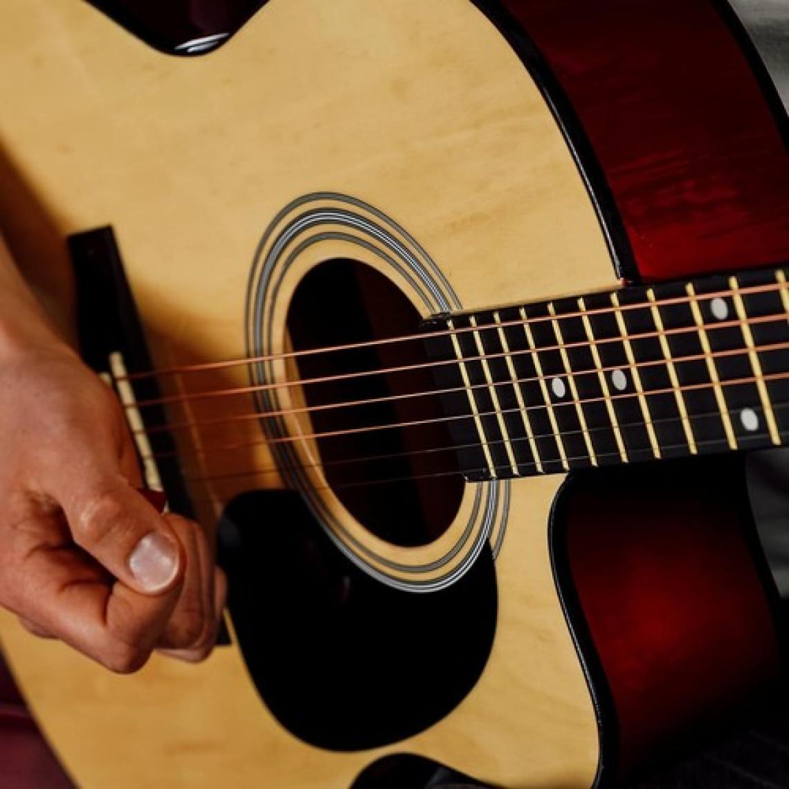 Midex RG-540NT Kesik Kasa 40 İnç Akustik Gitar Seti 4/4 Yetişkin