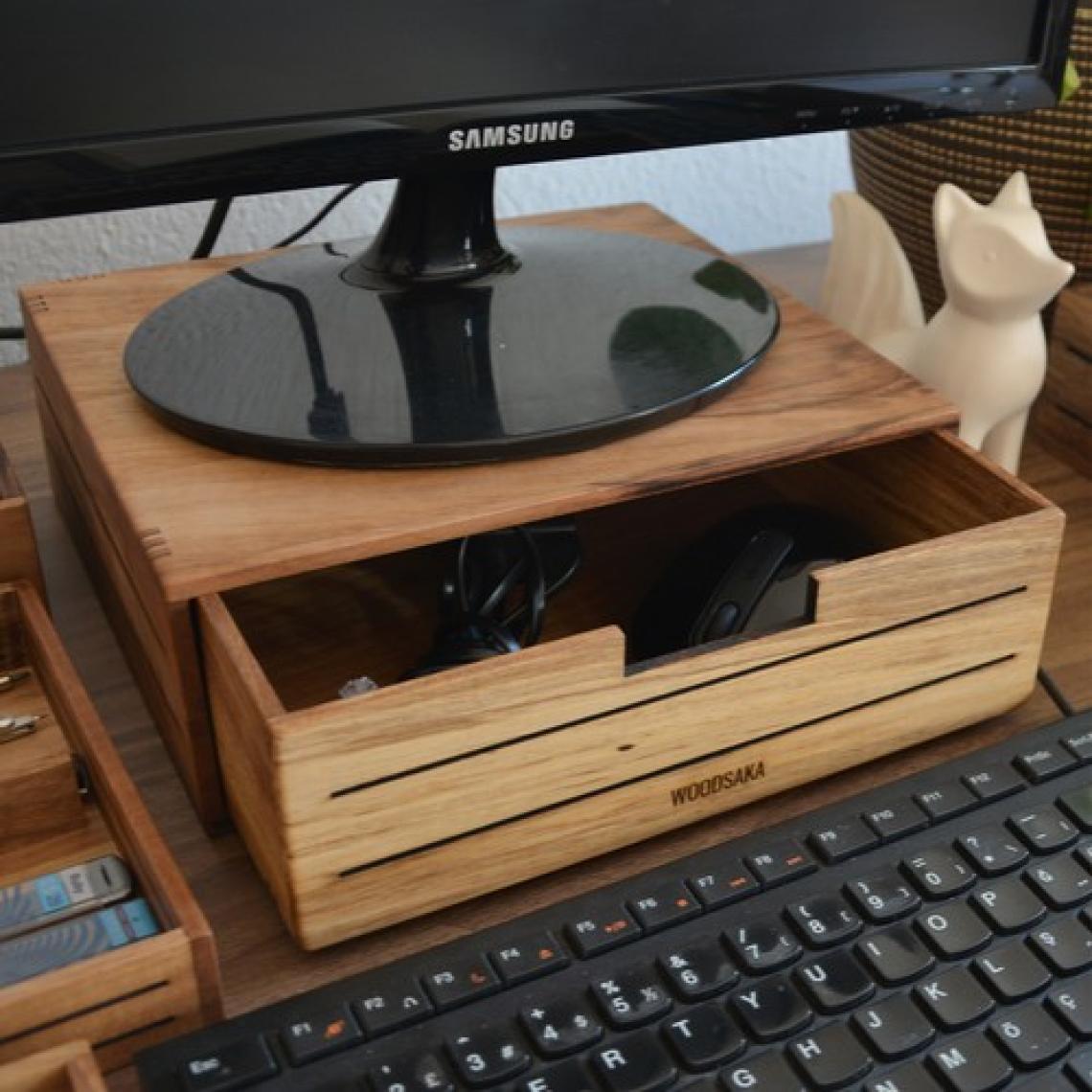 Woodsaka 3Line Çekmeceli Monitör Stand & Araç-Gereç Saklama Kutusu - Ceviz Ağacından