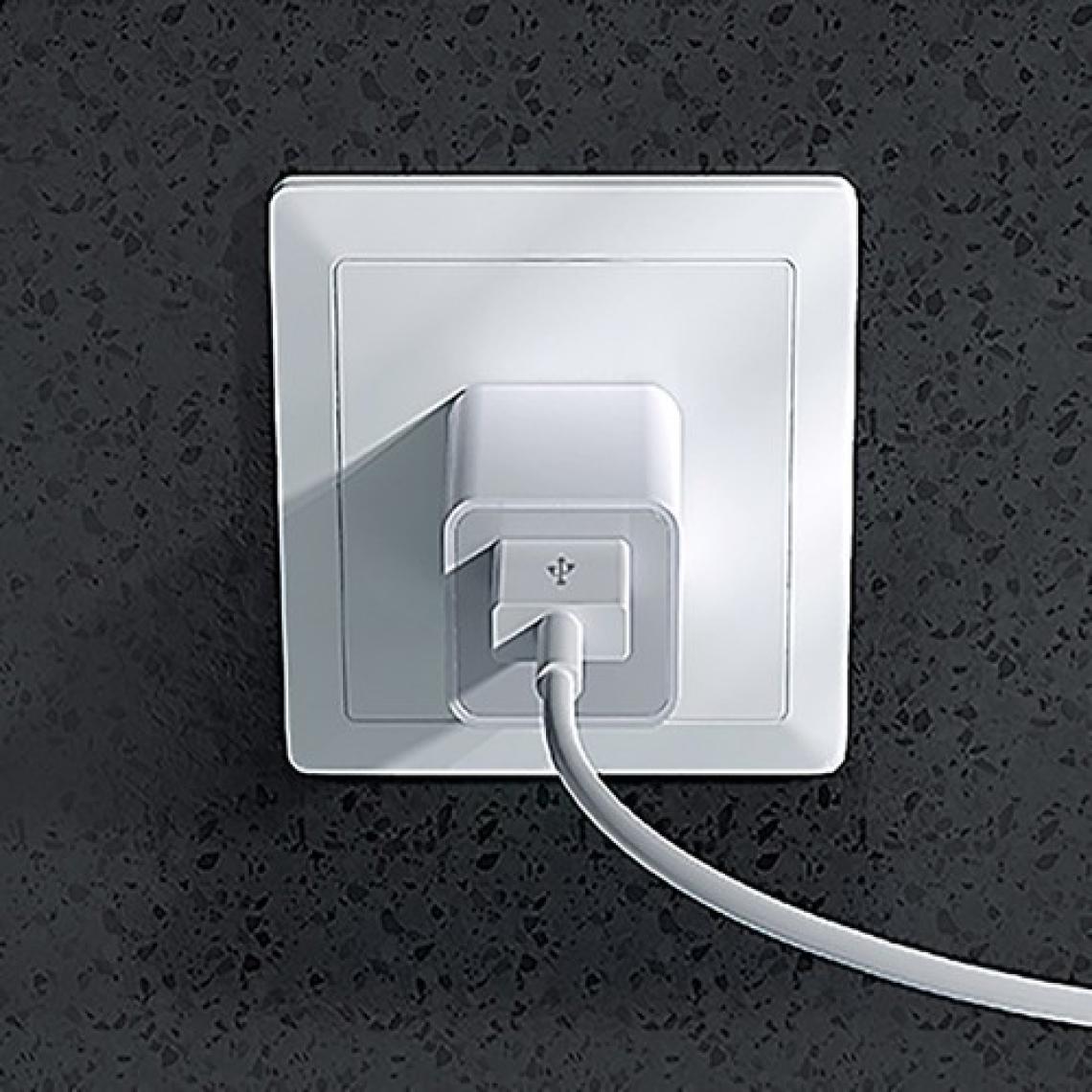 Mcdodo Ch-8290 20W Mini Pd Type-C Girişli Şarj Adaptörü-Beyaz