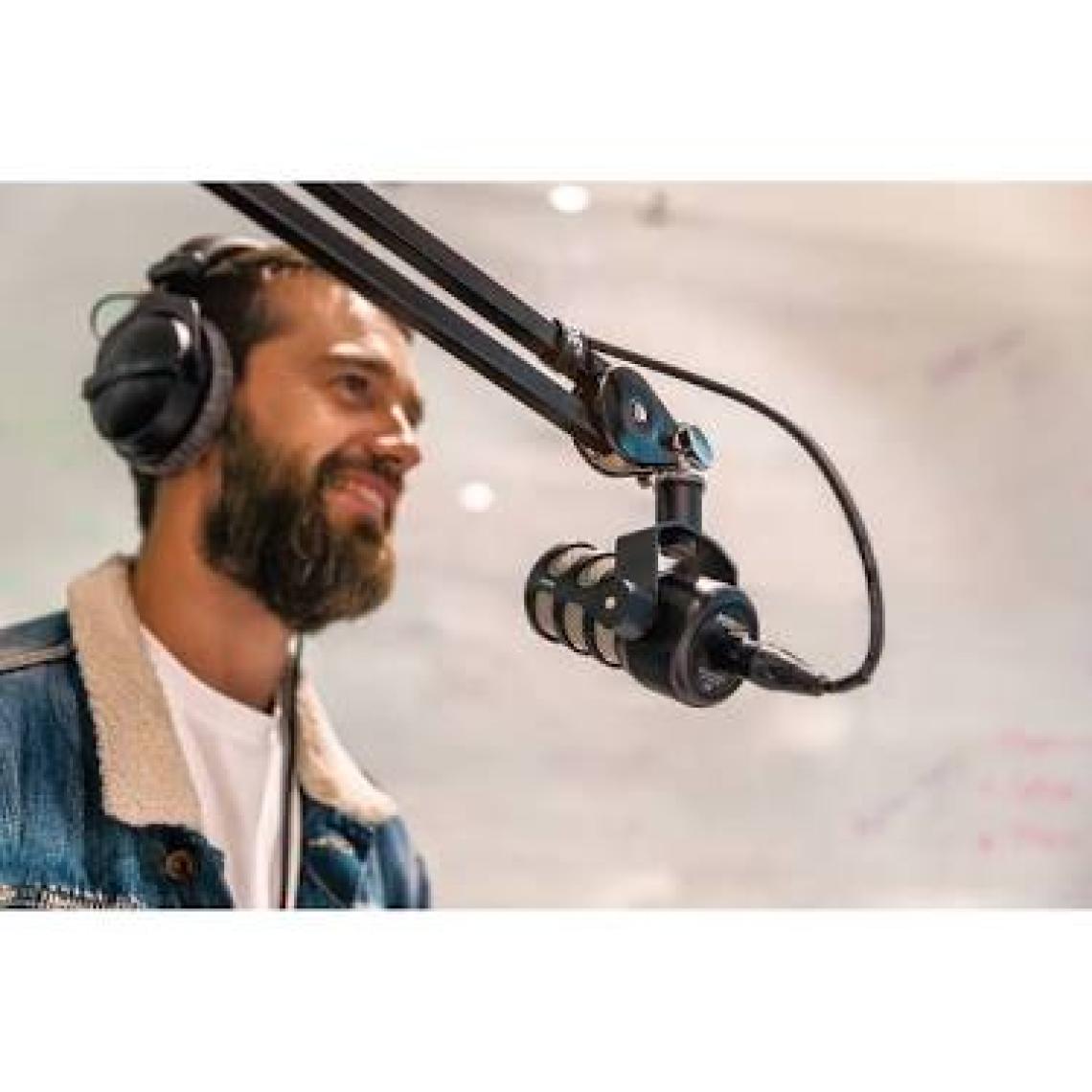Rode Podmic Profesyonel Dinamik Podcast Mikrofon