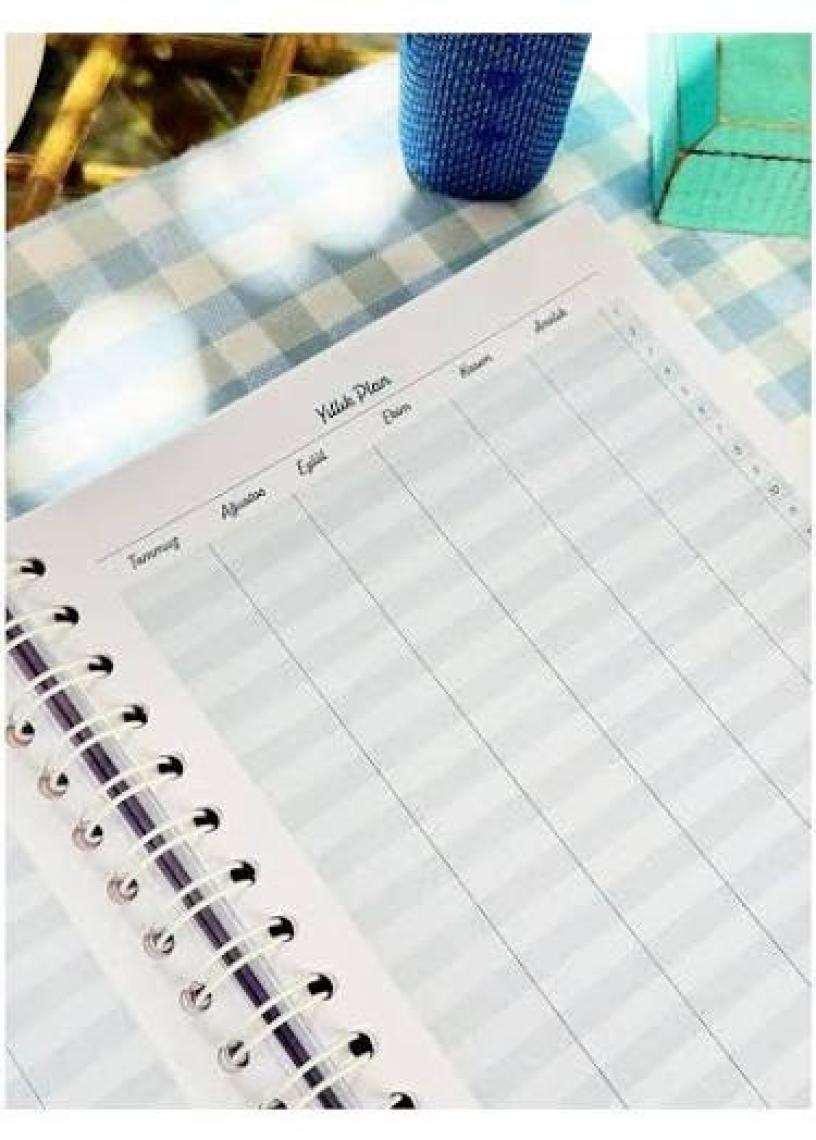Victoria's Journals Gizli Spiralli Akademik Ajanda 2024-2025 Lastikli 17X23 cm 100 Gram 192 Sayfa 124-1259
