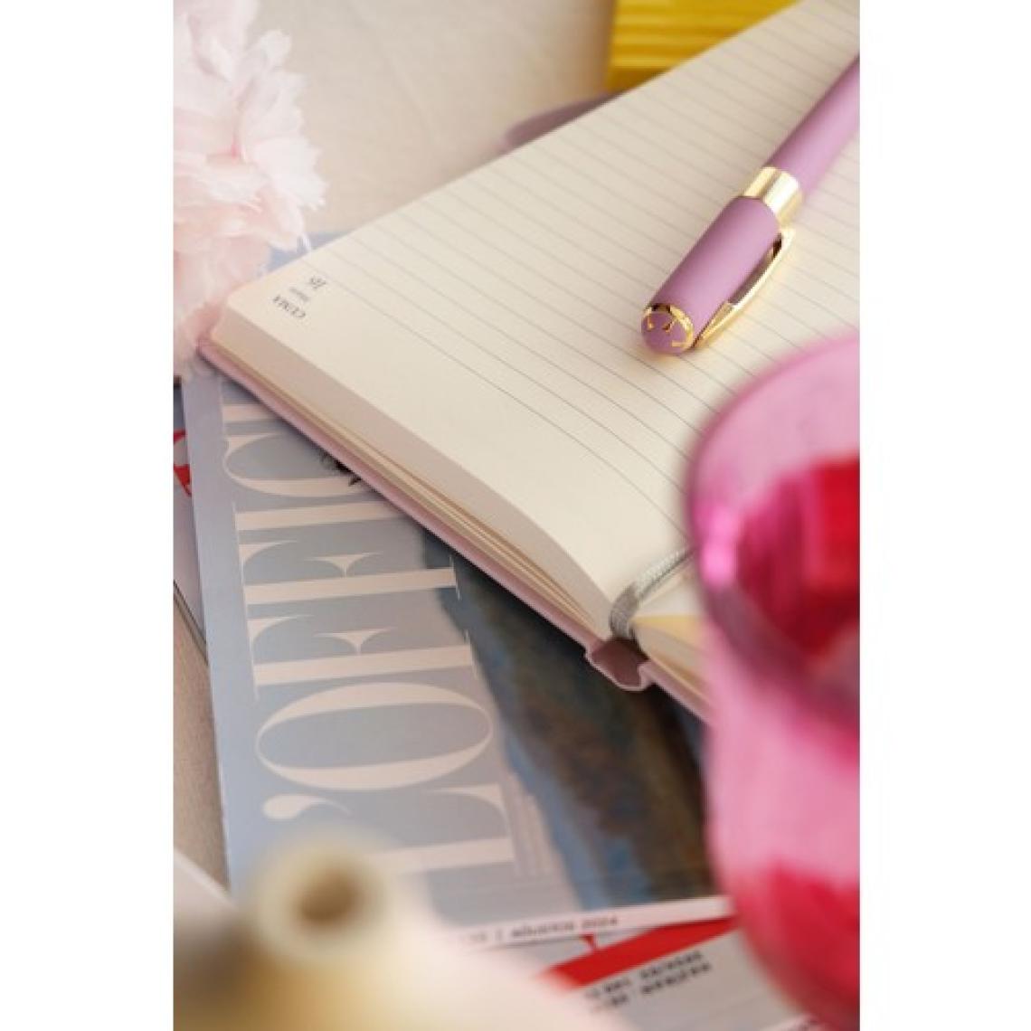 Victoria's Journals Classic 2025 Günlük Ajanda 13X21 cm Sert Kapak Ivory 70GR.