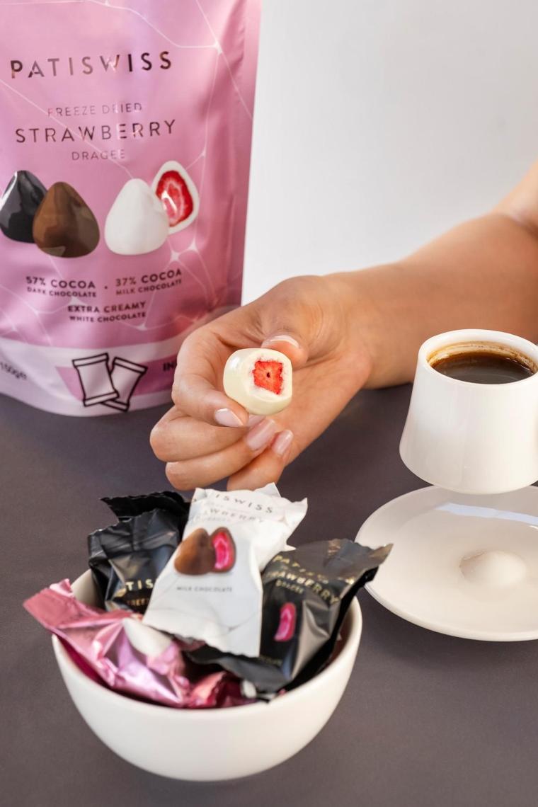 Karışık Çikolatalı Çilek Draje 150 G