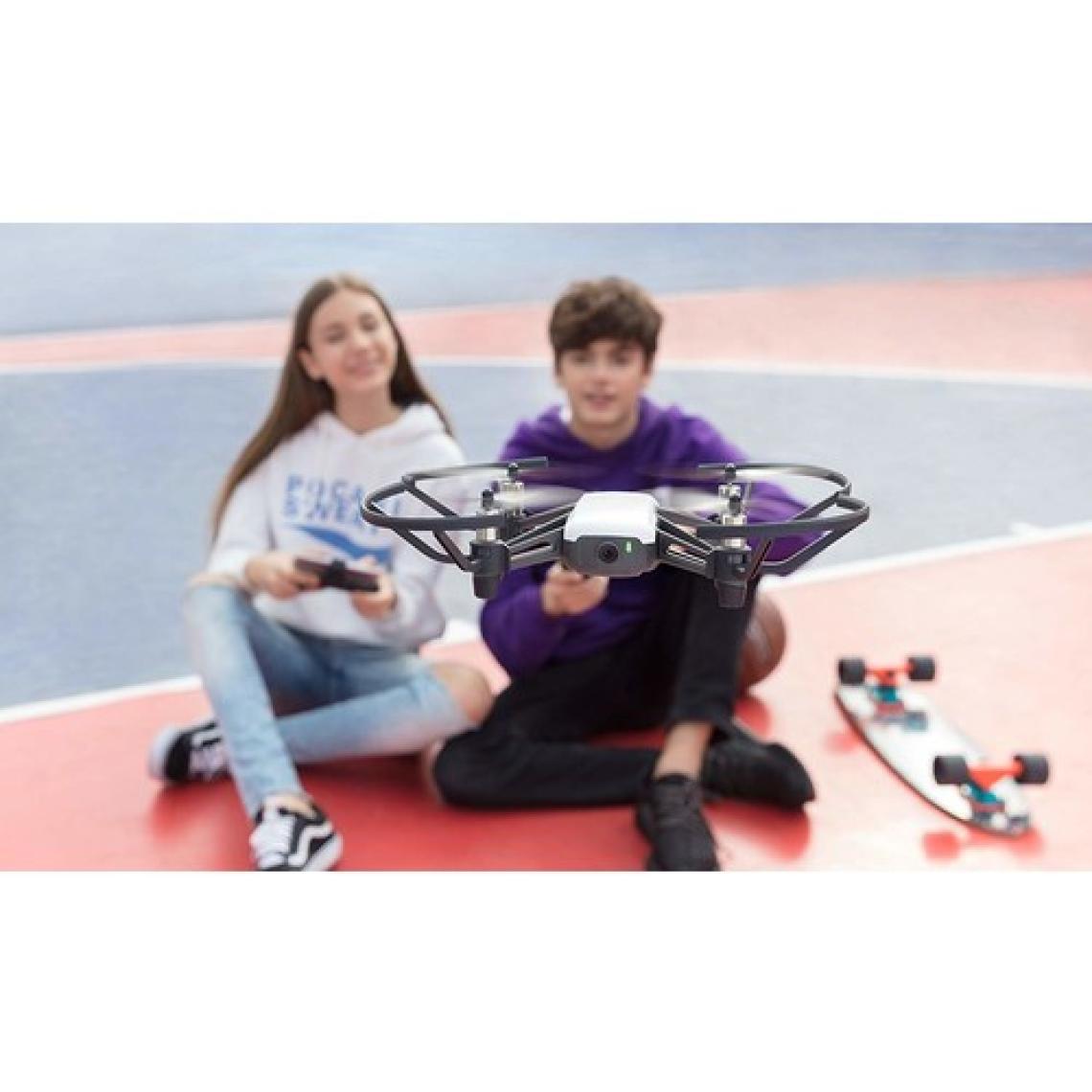 Dji Tello Ryze Tech Tello (DJI Türkiye Yetkili Satıcısı Garantili) Drone
