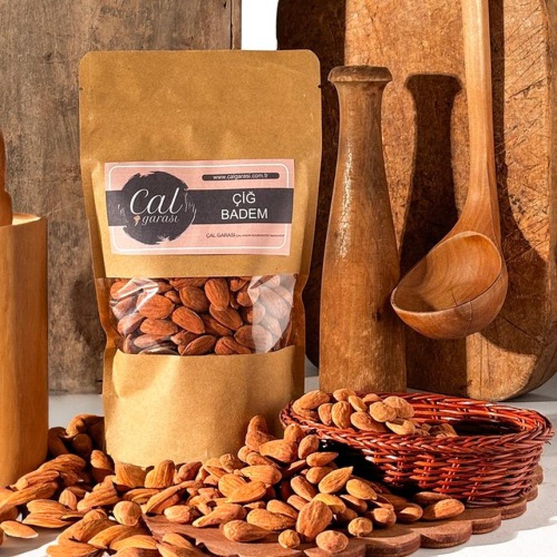 Çiğ Yerli Badem 500 gr