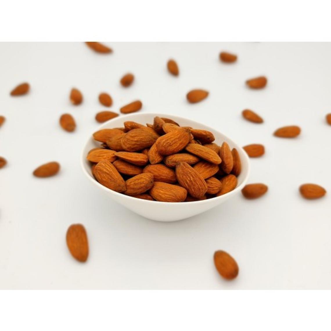 Janti Gurme Yerli Çiğ Badem İçi  1 Kg