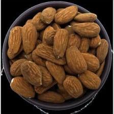 Badem Çiğ 1kg