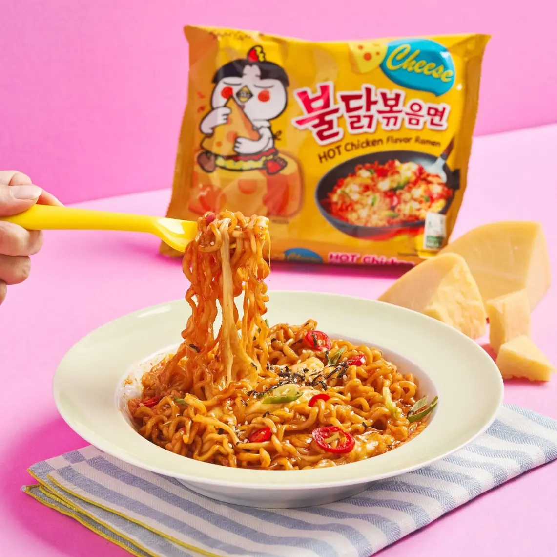 Samyang Buldak Cheese Hot Chicken Flavor 140 G