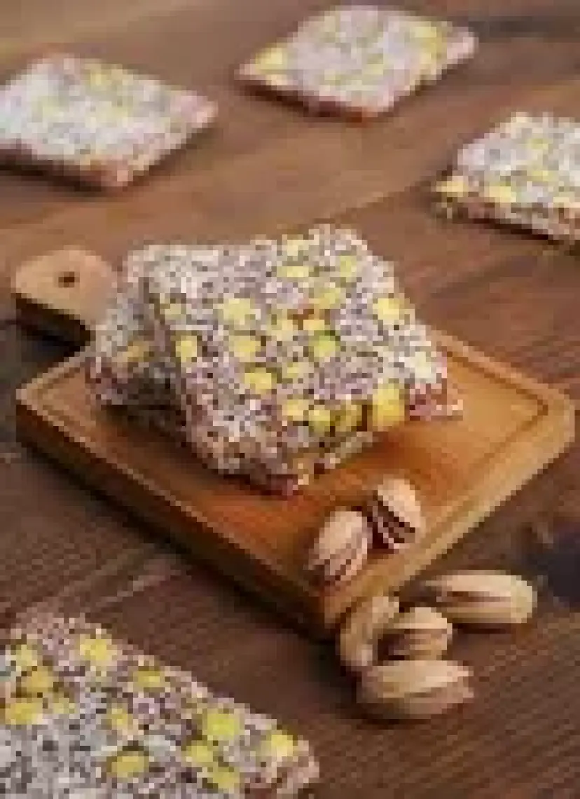 Bulutlar Kuruyemiş Antep Fıstıklı Yaprak Cezerye  (Kg) 500 gr