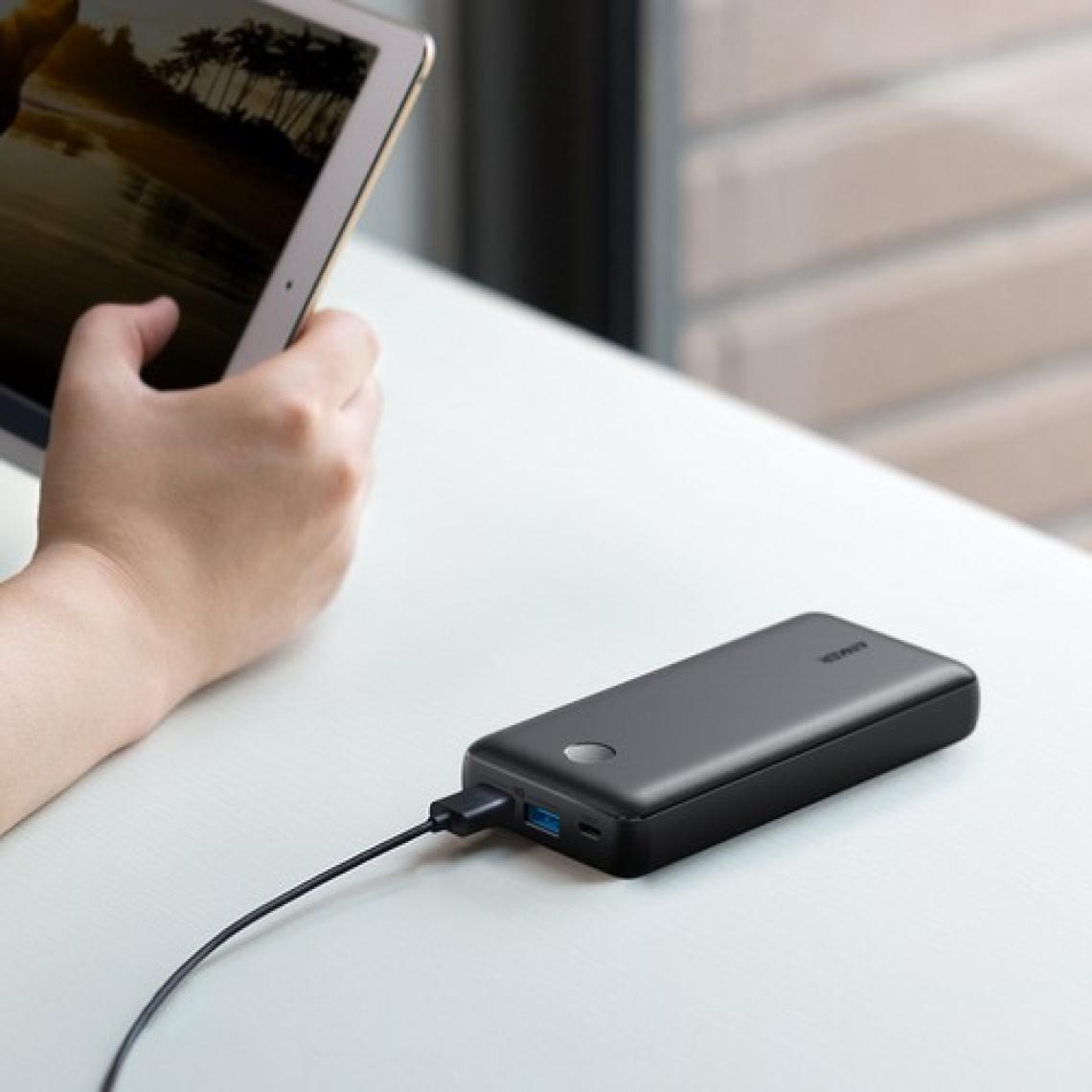 Anker 20000 mAh Powerbank PowerCore Select Taşınabilir Hızlı Şarj Cihazı - PowerIQ 2.0 18W Çift Çıkışlı Powerbank - Siyah - A1363 (Anker Türkiye Garantili)
