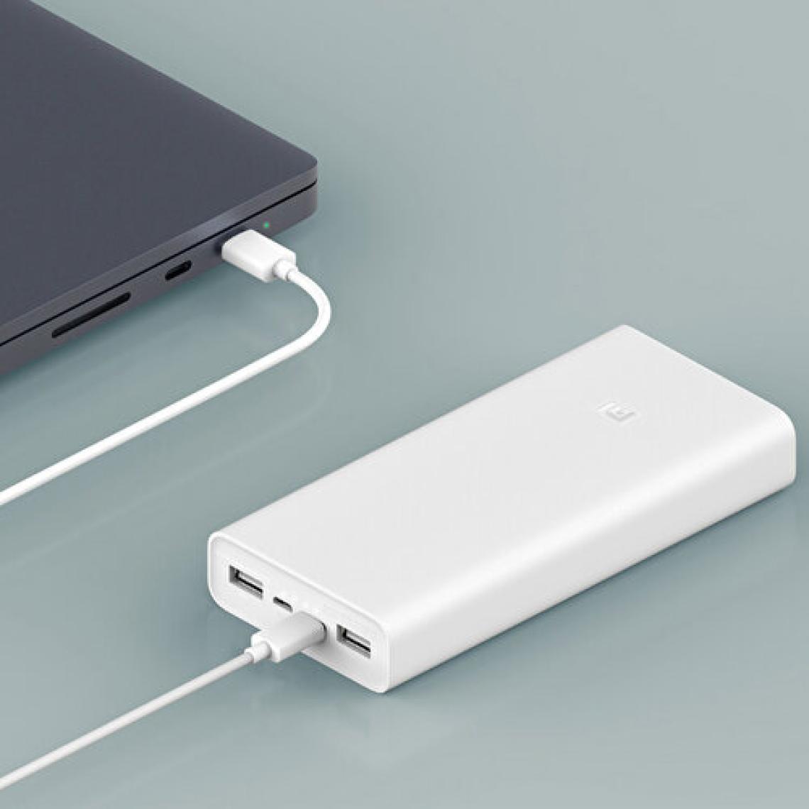 Xiaomi Mi Powerbank 3 20000mAh 18W Hızlı Şarj PLM18ZM Beyaz