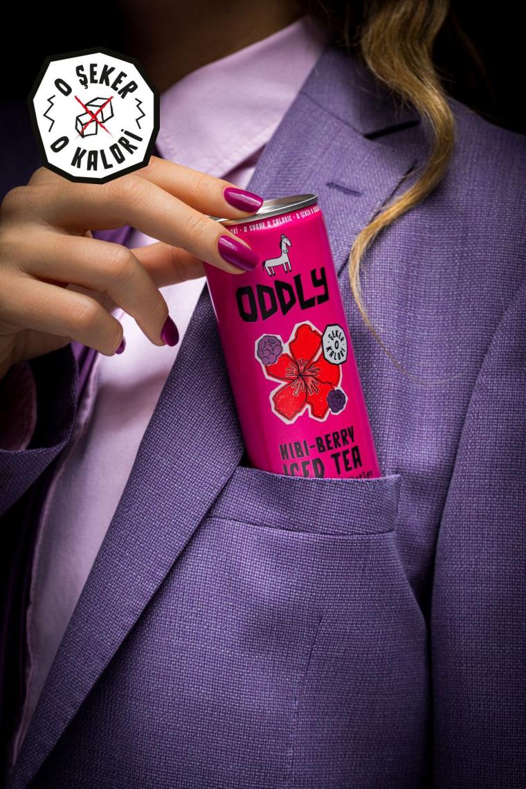 ODDLY Hıbıberry Soğuk Çay Kutu Hibiscus Böğürtlen 250 ml x 8 Adet