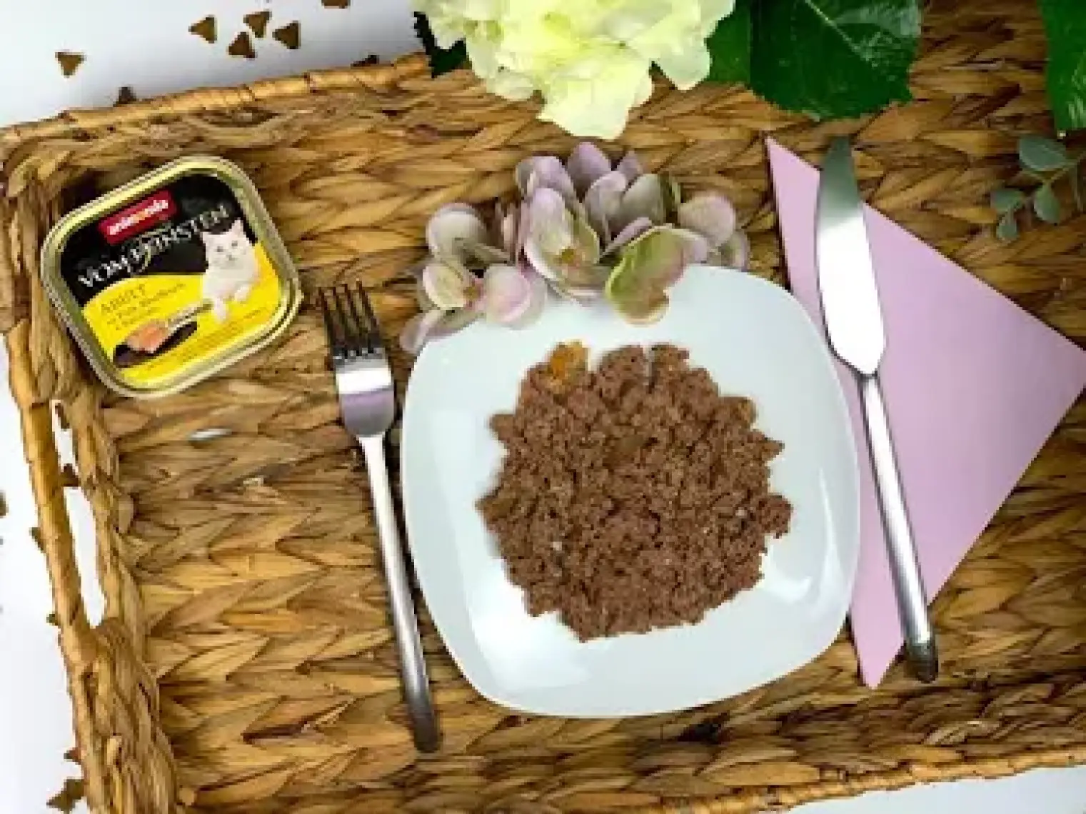 Animonda Vom Feinsten Hindi Sığır Havuçlu Kedi Konservesi 100 gr