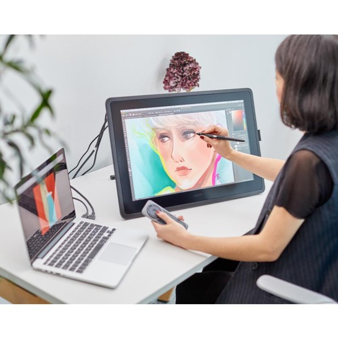 WACOM CINTIQ DTK2260K0A 21.5 " 1920 x 1080 (Full HD) 8192 Kalem Basınç Hassasiyetli Profesyonel Grafik Tablet + Ayarlanabilir Stand + Kablosuz ve Pilsiz Kalem