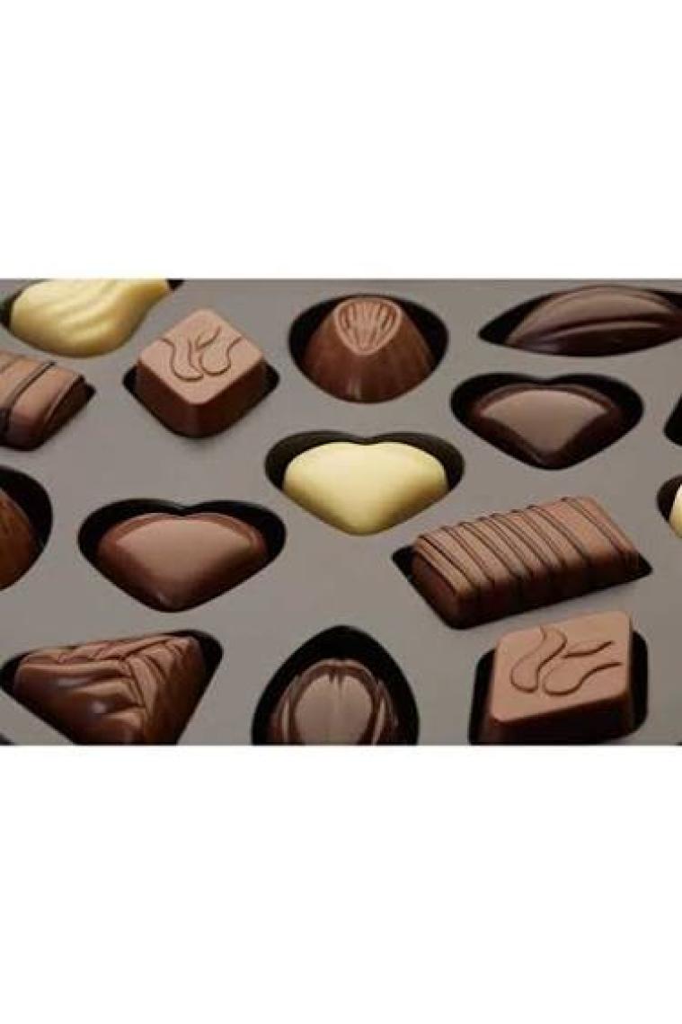 Luxury Pralines Çikolata Metal Kalp Kutu 160g Glutensiz