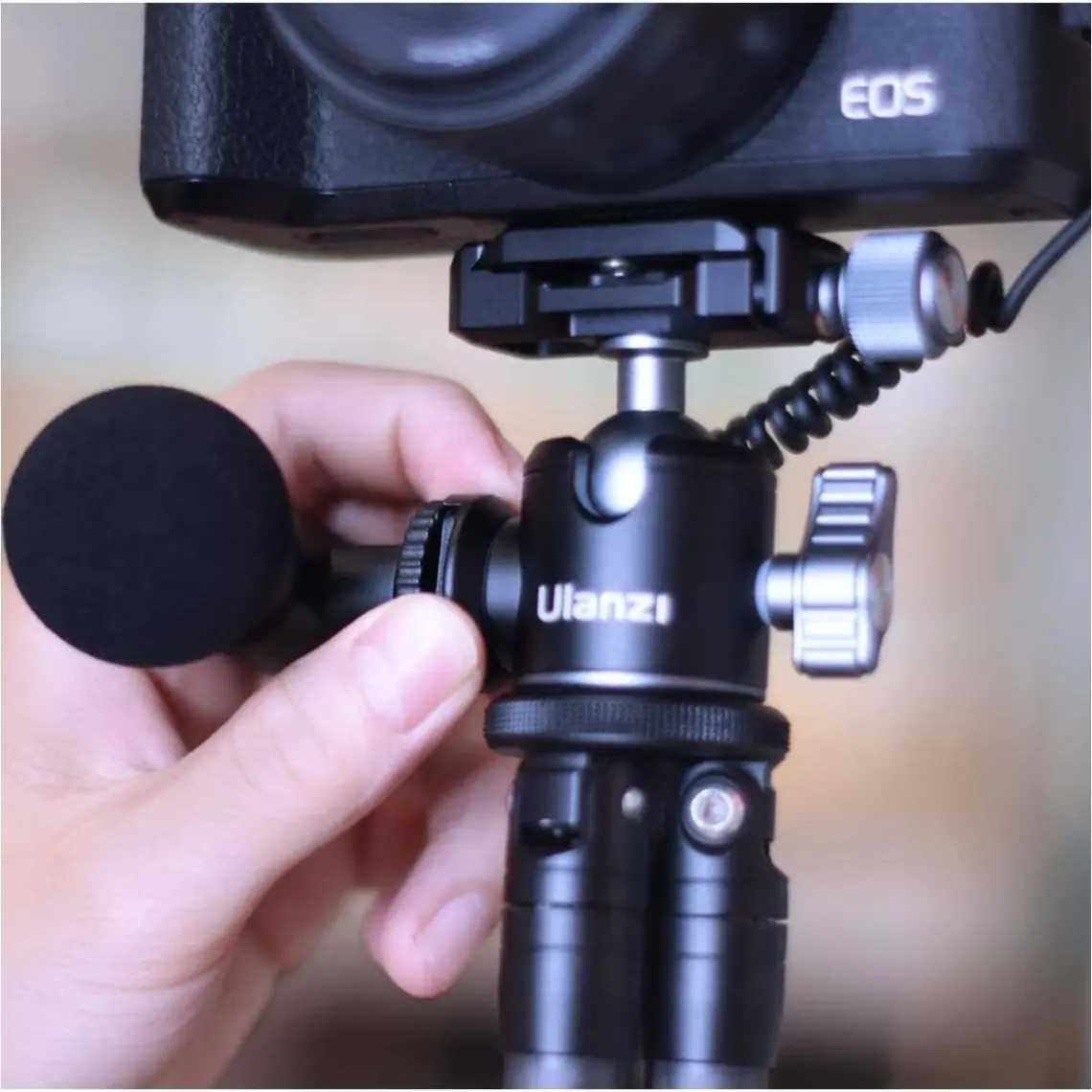 Ulanzi U-80L Arca Side Cold Shoe Ball Head Tripod Başlığı