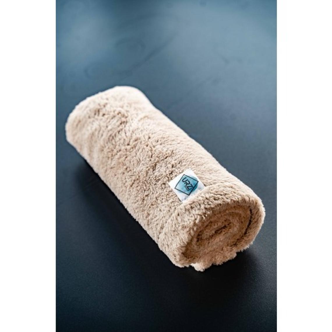 Urz Store Kedi ve Köpek Battaniyesi Welsoft Peluş Yıkanabilir 5 Renk 3 Boy Seçenekli