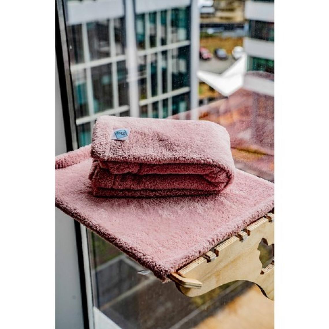 Urz Store Kedi ve Köpek Battaniyesi Welsoft Peluş Yıkanabilir 5 Renk 3 Boy Seçenekli