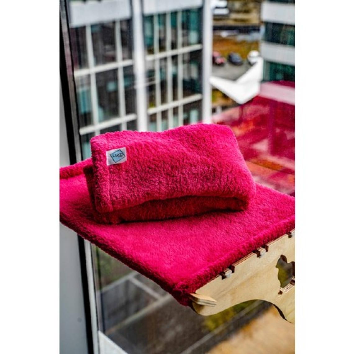 Urz Store Kedi ve Köpek Battaniyesi Welsoft Peluş Yıkanabilir 5 Renk 3 Boy Seçenekli