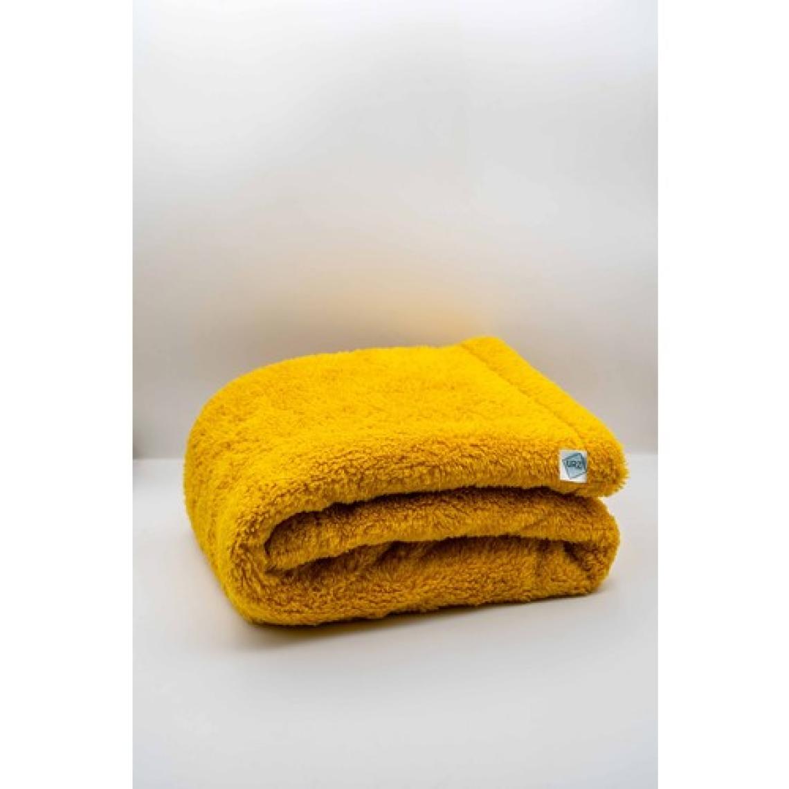 Urz Store Kedi ve Köpek Battaniyesi Welsoft Peluş Yıkanabilir 5 Renk 3 Boy Seçenekli