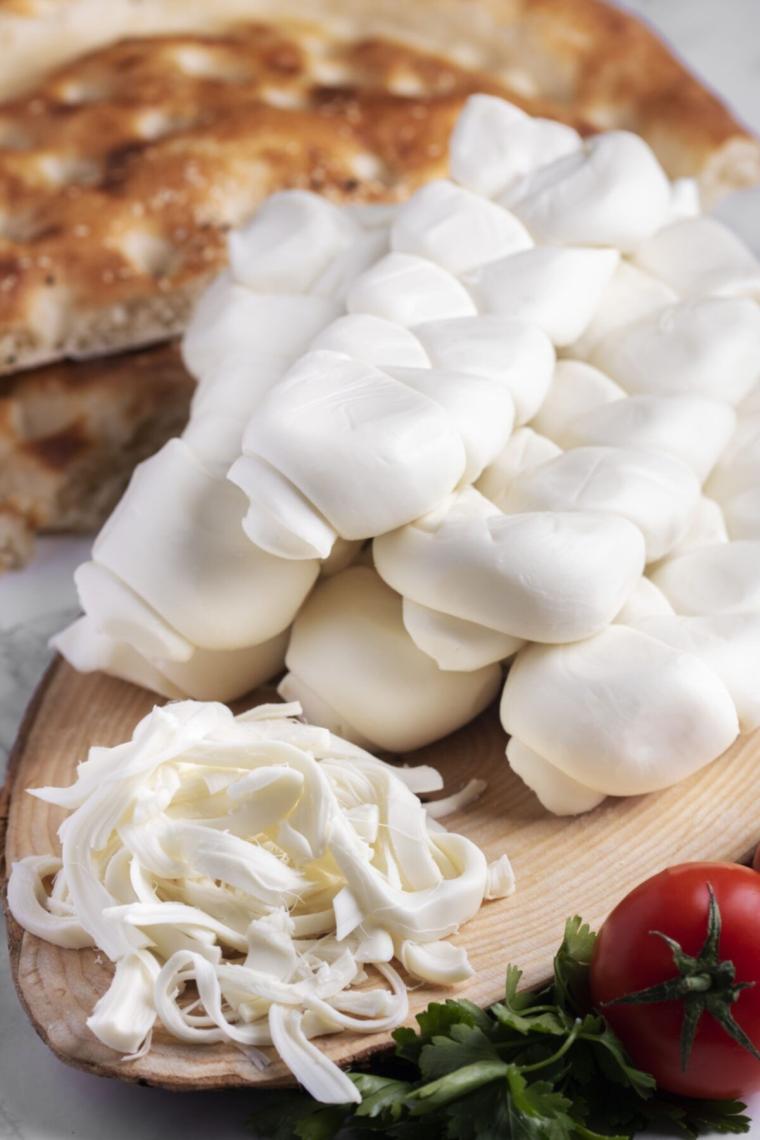 Örgü Peyniri Aztuzlu 1kg