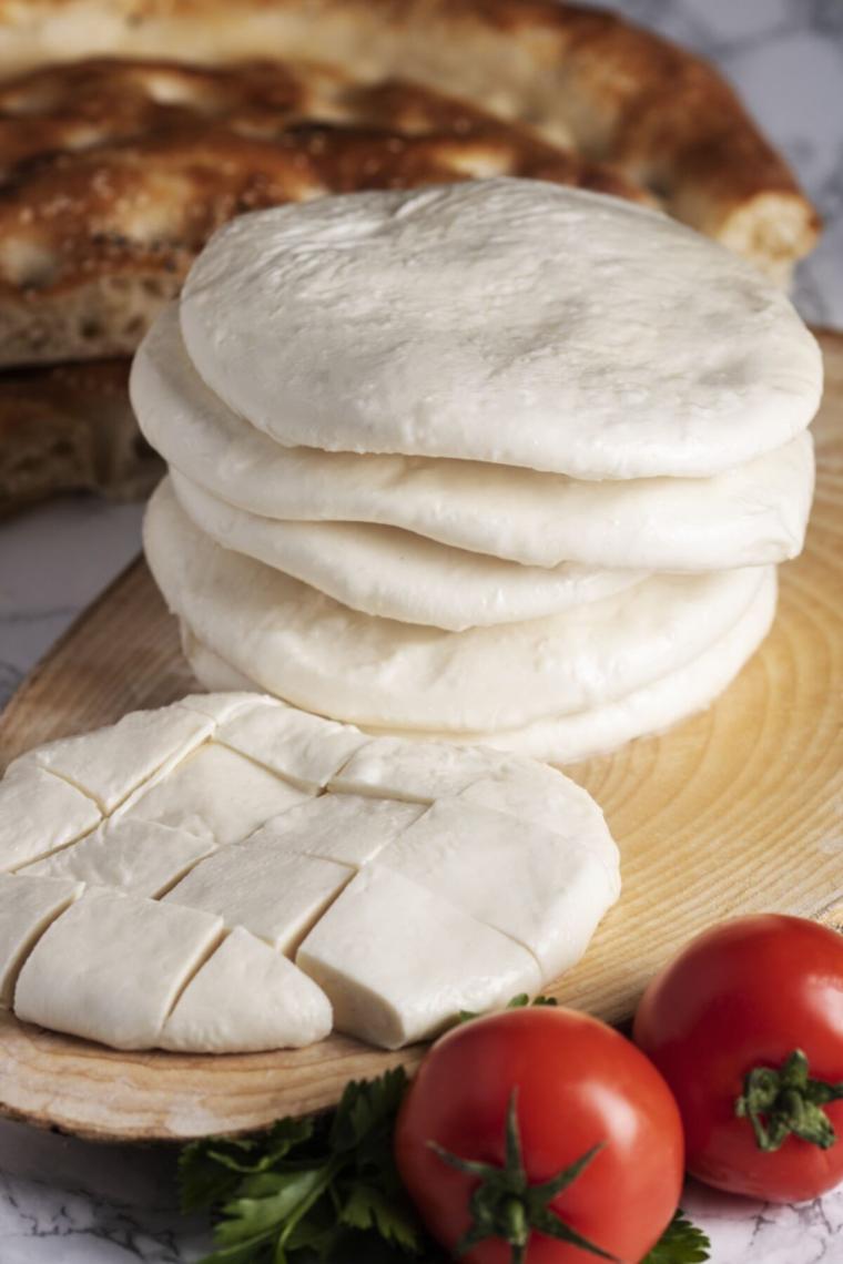Az Tuzlu Köy Lavaş Peyniri 1kg