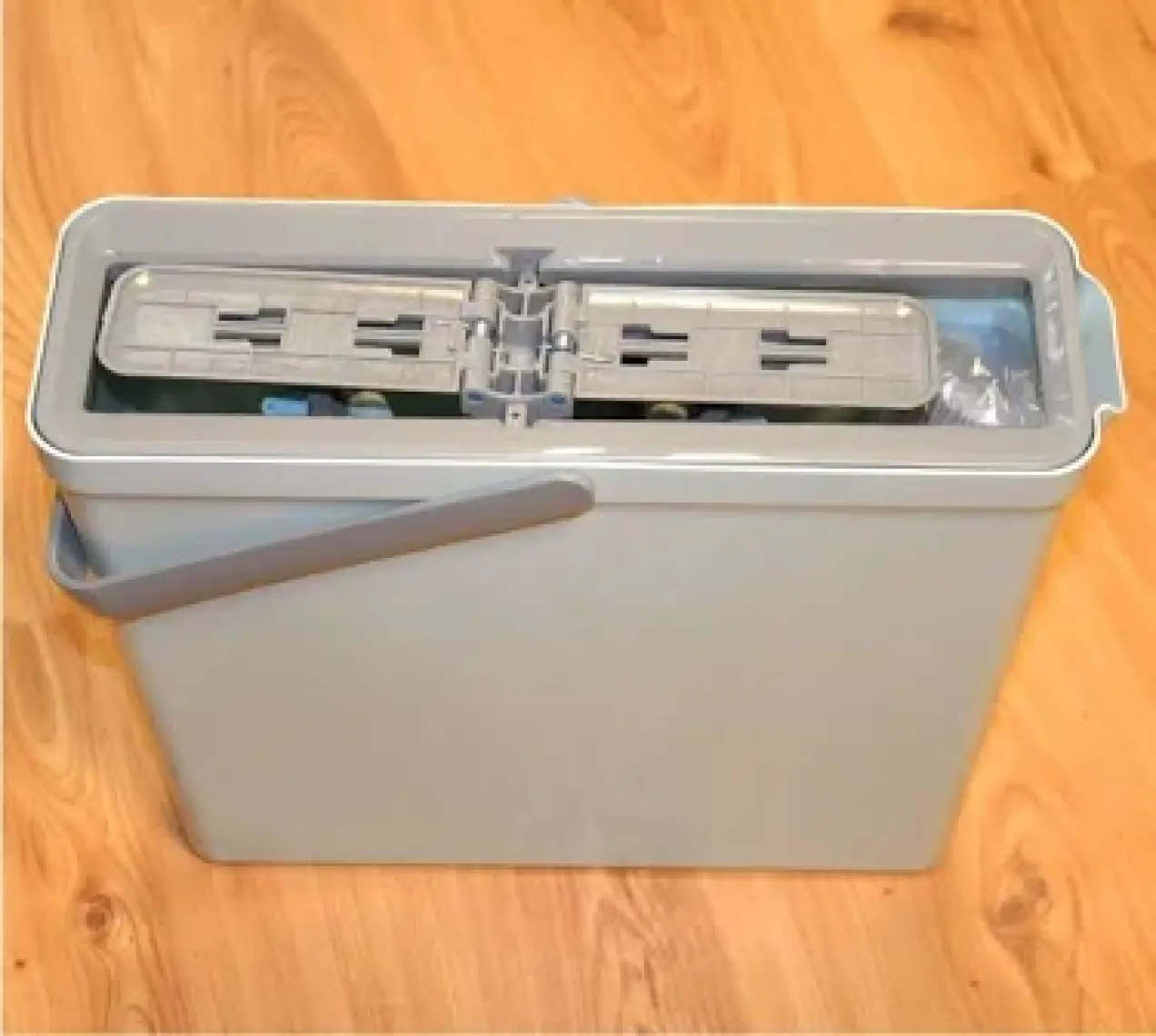 Zambak Plastik Microfiber Kelebek Paspas Süngerli Kovada Sıkmalı Slim Mop Seti