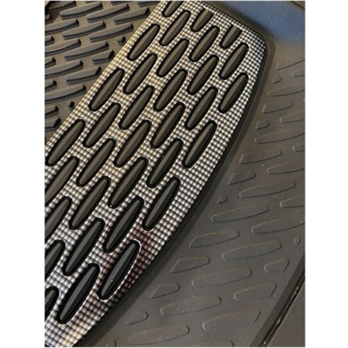 Drs Tuning Safir Renault Clio 4 Havuzlu Universal Paspas Krom Karbon