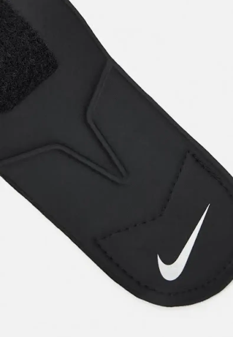 Nike Pro Wrist And Thumb Wrap 3.0 Unisex El Bilekliği N.100.0679.010.OS-Siyah