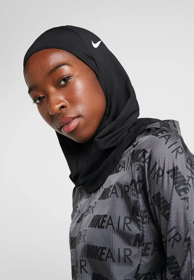 Nike N.000.3533.010.Ml Pro Hıjab 2.0 Sporcu Kadın Başörtüsü