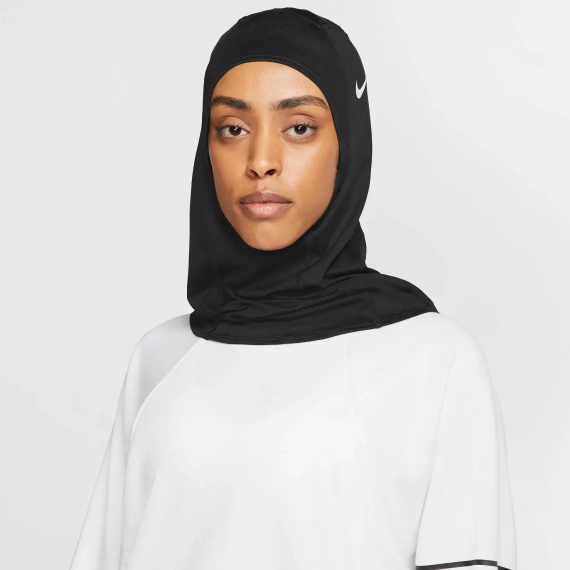 Nike N.000.3533.010.Ml Pro Hıjab 2.0 Sporcu Kadın Başörtüsü