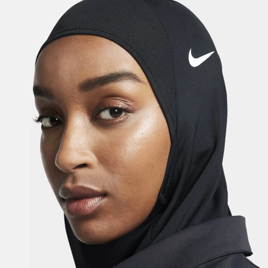 Nike N.000.3533.010.Ml Pro Hıjab 2.0 Sporcu Kadın Başörtüsü