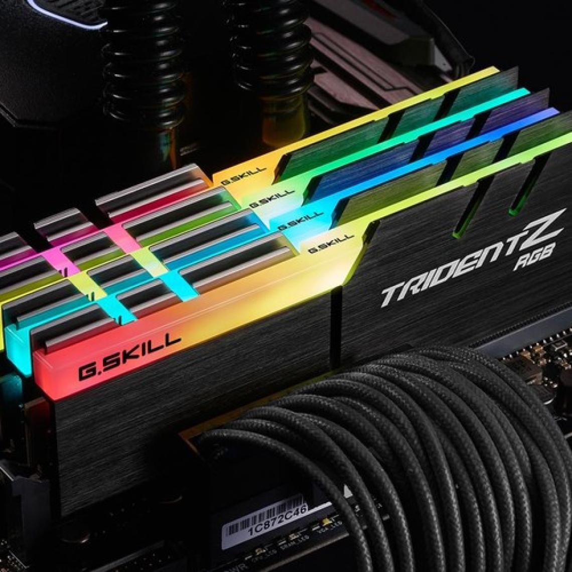 Gskıll Trıdent Z 16GB 3600 Mhz Ddr4 Ram F4-3600C16D-16GTZRC