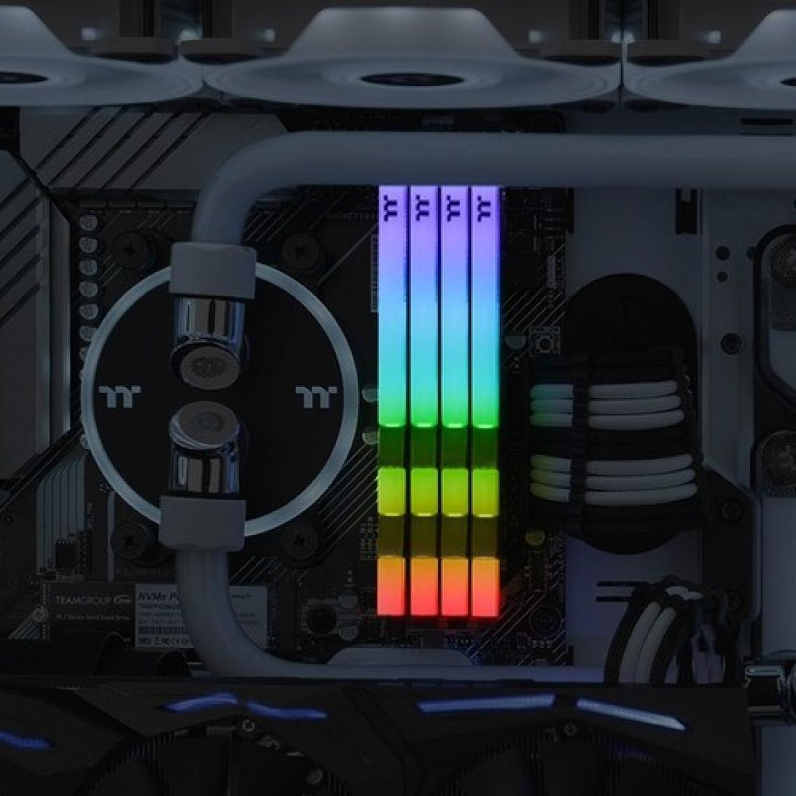 Thermaltake Toughram 16GB (2x8GB) 4000MHz DDR4 Ram R022D408GX2-4000C19A