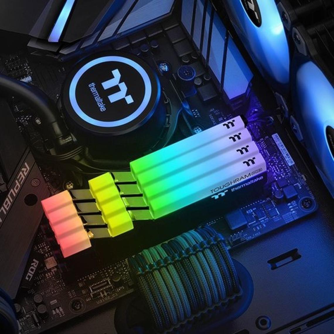 Thermaltake Toughram 16GB (2x8GB) 3600MHz DDR4 Ram R009D408GX2-3600C18B
