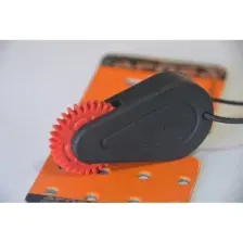 Apnea Üniversal Balık Çağırıcı Gövde Siyah Dişli Kırmızı