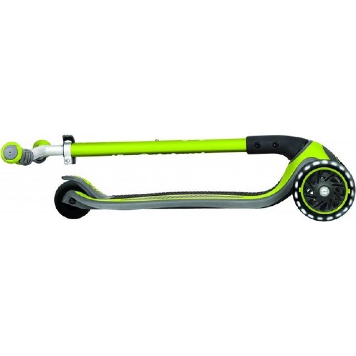 Globber Master Yeşil 3 Tekerlekli Işıklı Çocuk Scooter