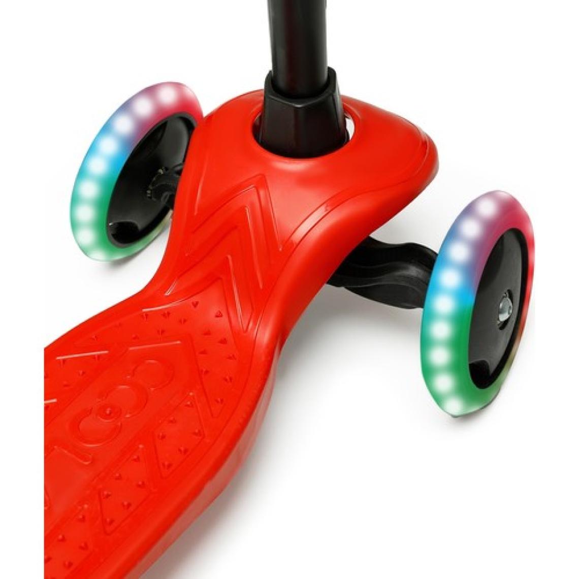 Star Işıklı 3 Tekerlekli Çocuk Scooter