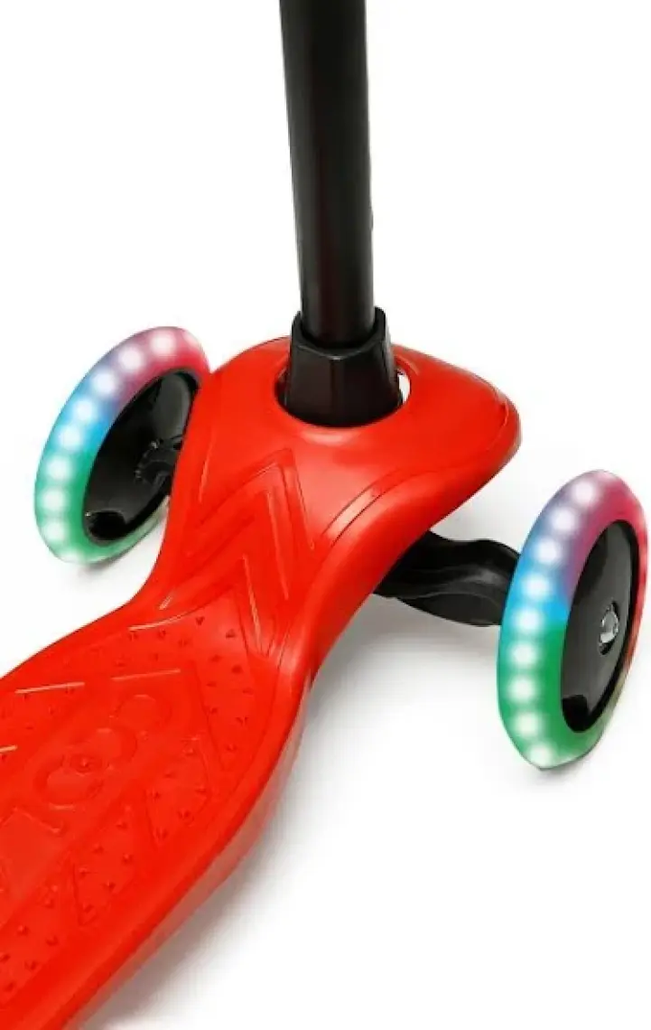 Star Işıklı 3 Tekerlekli Çocuk Scooter