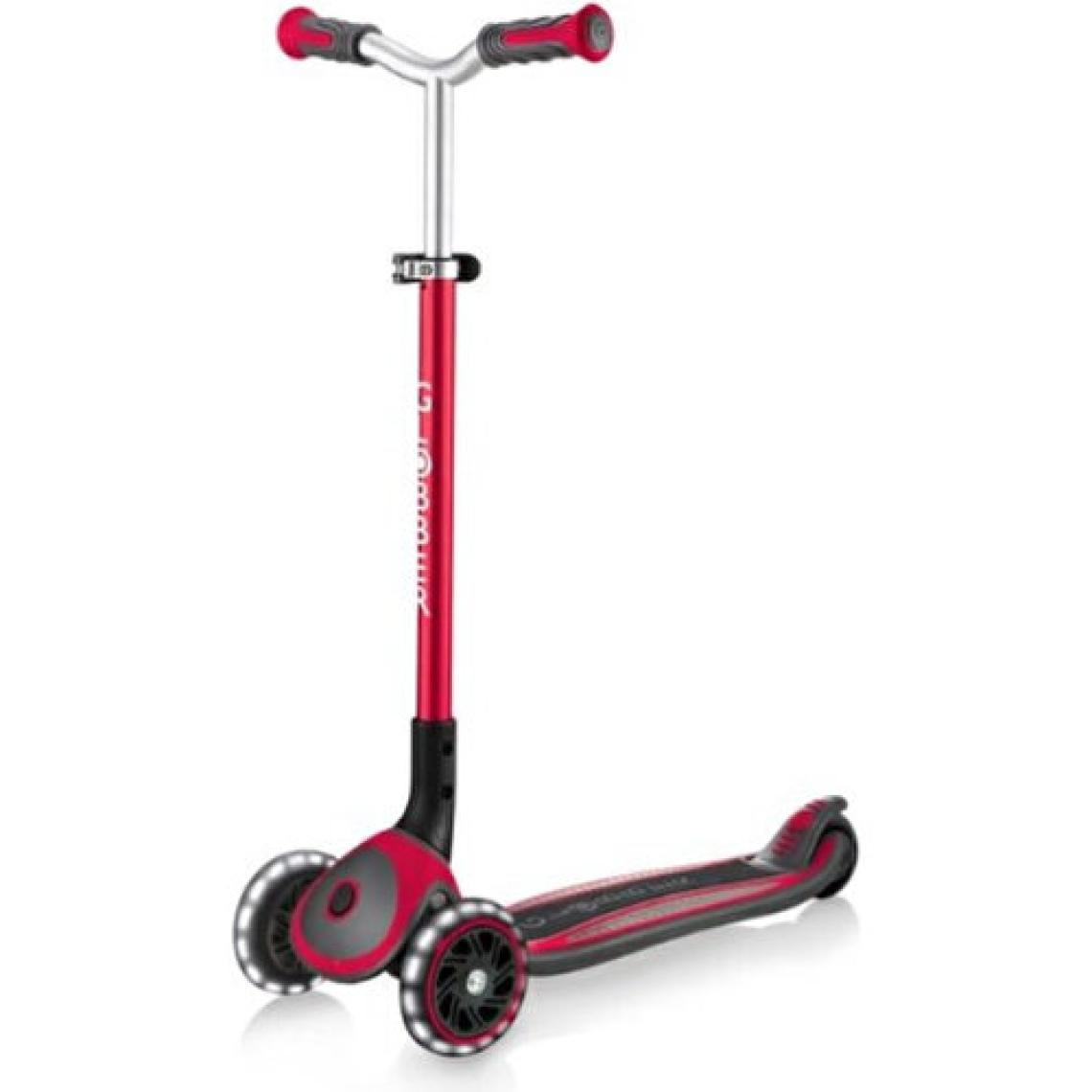 Globber Master Kırmızı 3 Tekerlekli Işıklı Çocuk Scooter