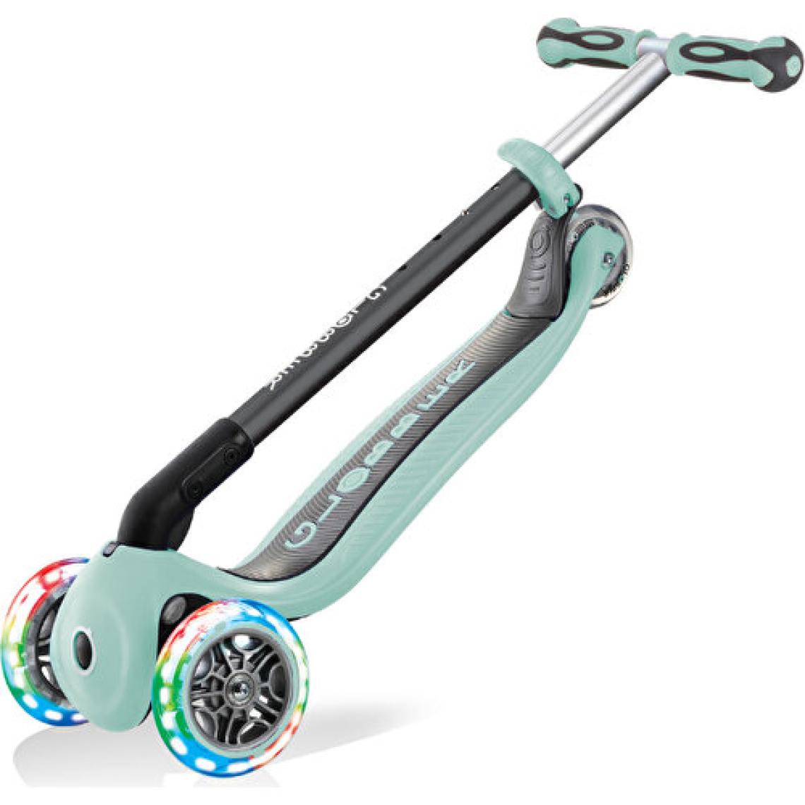 Globber Go Up Deluxe Mint 3 Tekerlekli Oturaklı Işıklı Çocuk Scooter