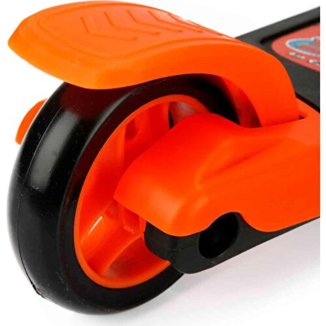 Kral Şakir 3 Tekerlekli Twistable Scooter