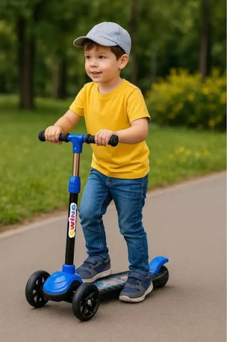 Hak-İş Oyuncak Swing Işıklı 3 Tekerlekli Scooter Sarı