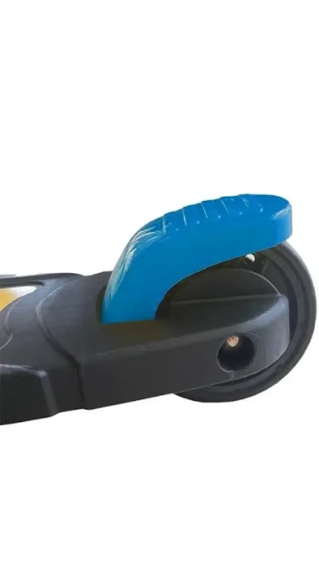Hak-İş Oyuncak Swing Işıklı 3 Tekerlekli Scooter Sarı