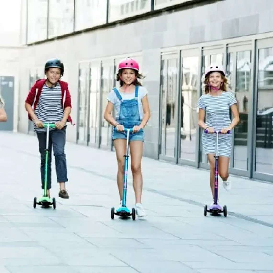 Micro Scooter Maxi Deluxe Mor MMD025