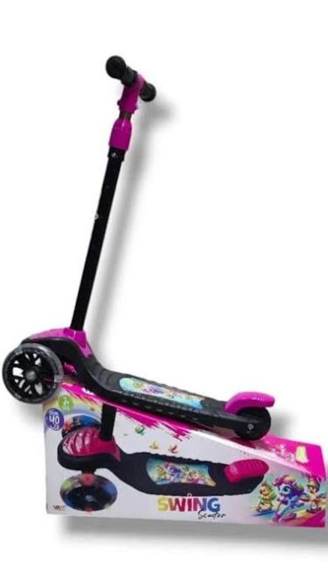 Hak-İş Oyuncak Swing Işıklı 3 Tekerlekli Scooter Pembe