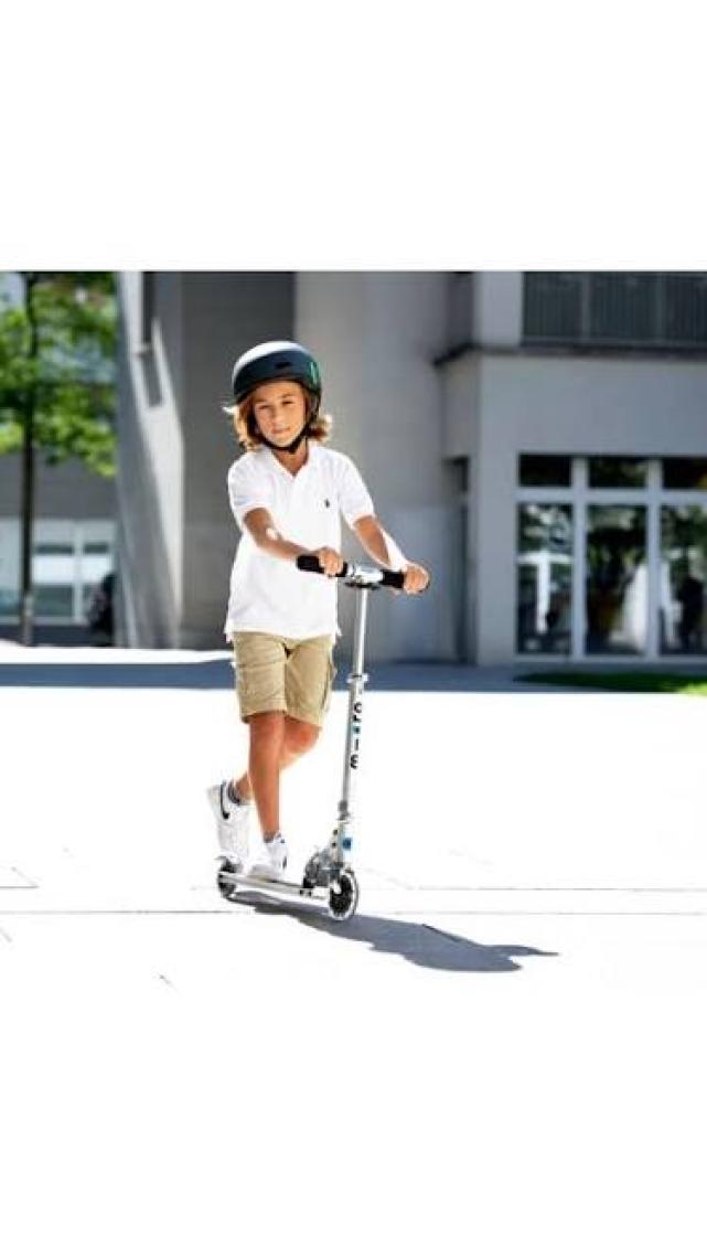 Micro Sprite LED 2 Tekerlekli Scooter Neochrome